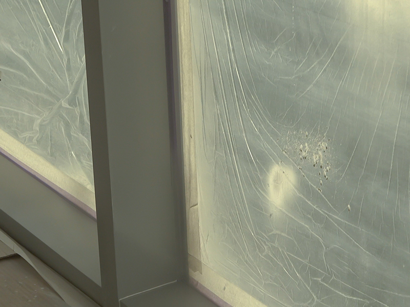 Покраска стоечной алюминиевой системы