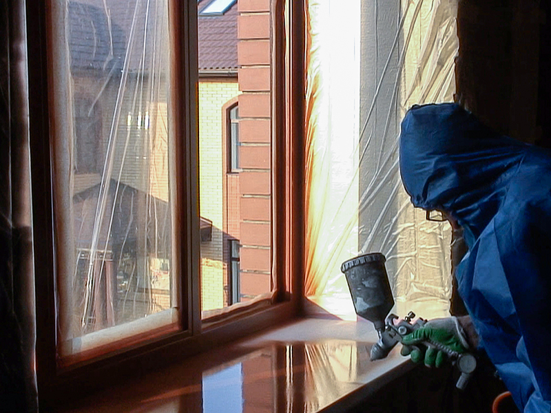 Покраска пластикового подоконника