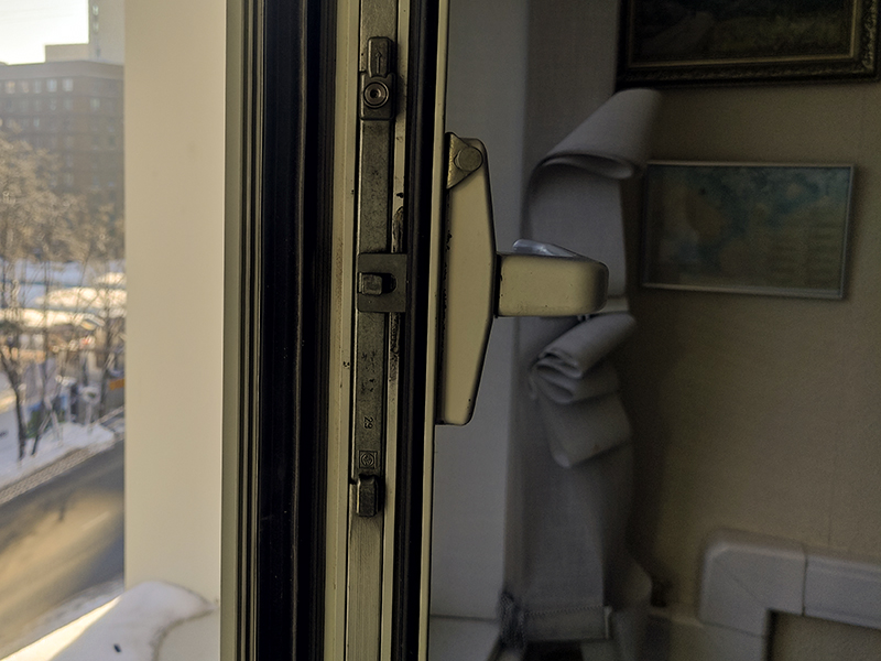 Фурнитура для алюминиевых окон