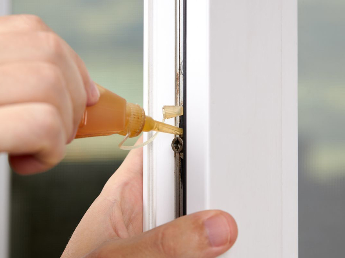 Смазка фурнитуры