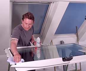 Можно ли самому покрасить окна