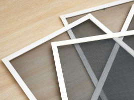 Насекомые залетают в окна