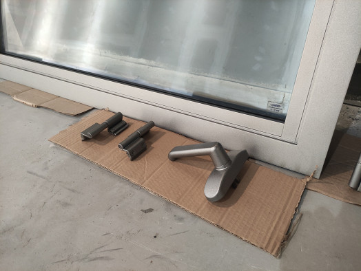 после покраски ручка