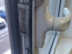 сломаная ручка