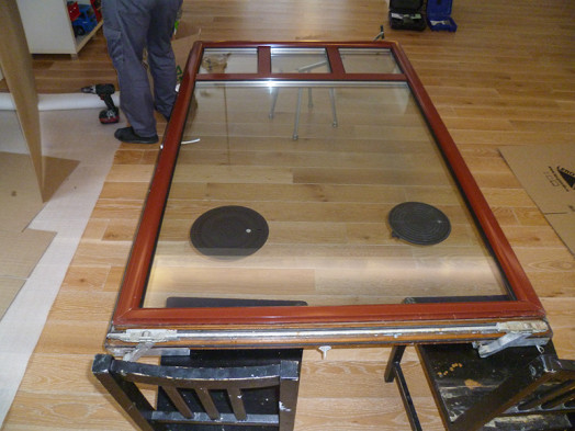 Снятая створка окна